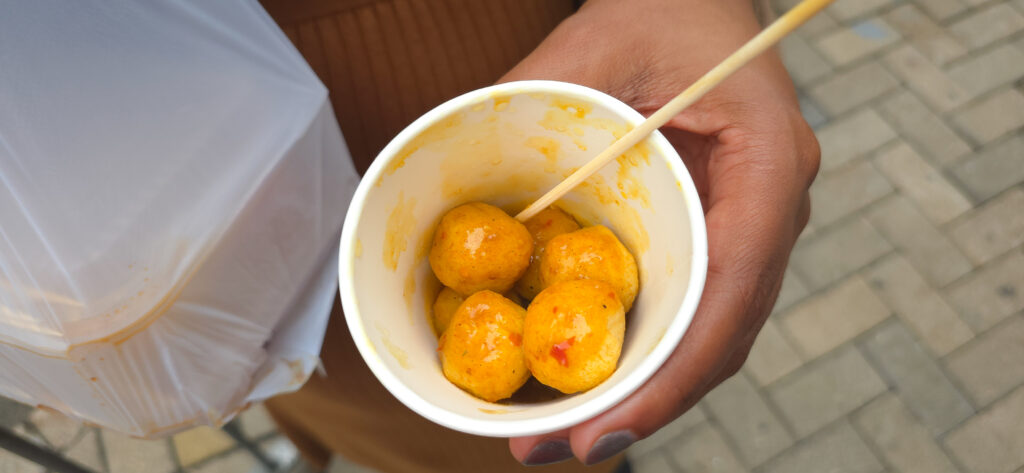 curry fish balls in Hong Kong