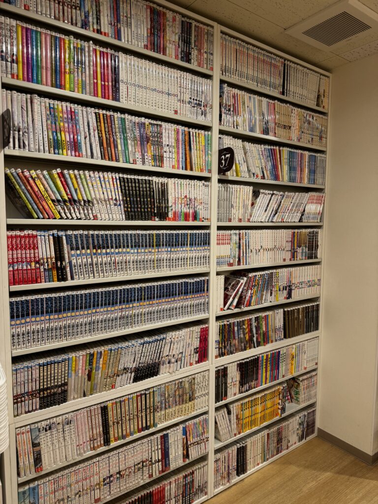 manga cafe in japan