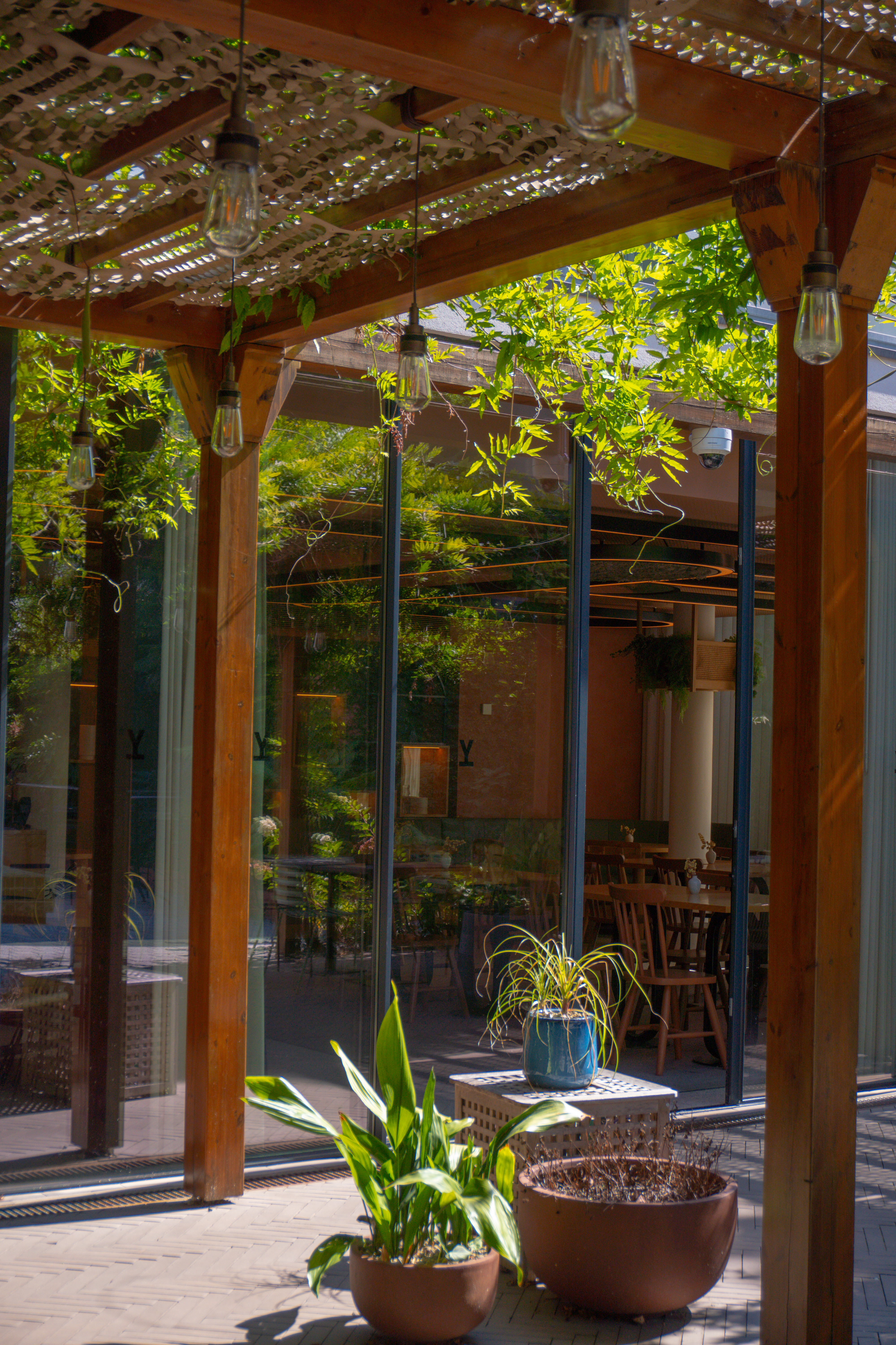 garden area at editory garden hotel baixa porto