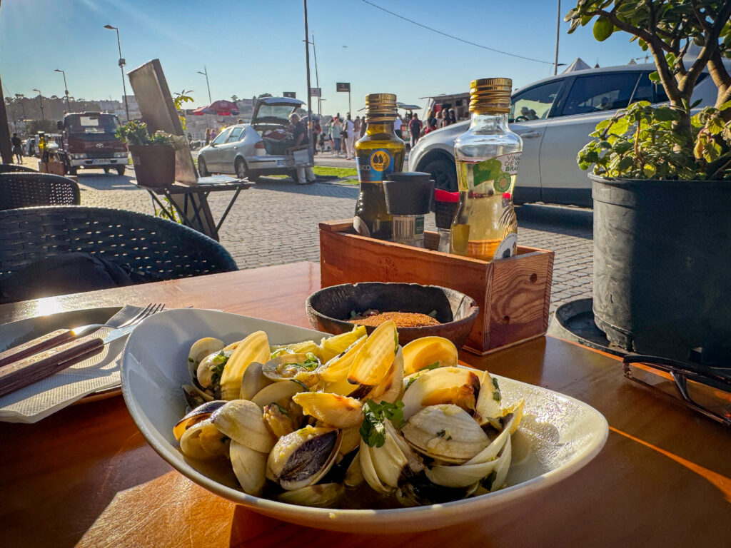 clams at sabores de fininha at Vila Nova de Gaia 